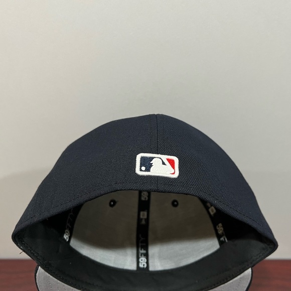 New Era, 59Fifty Fitted Hat, Dominican Republic Flag, Navy Blue & White - Picture 7 of 11